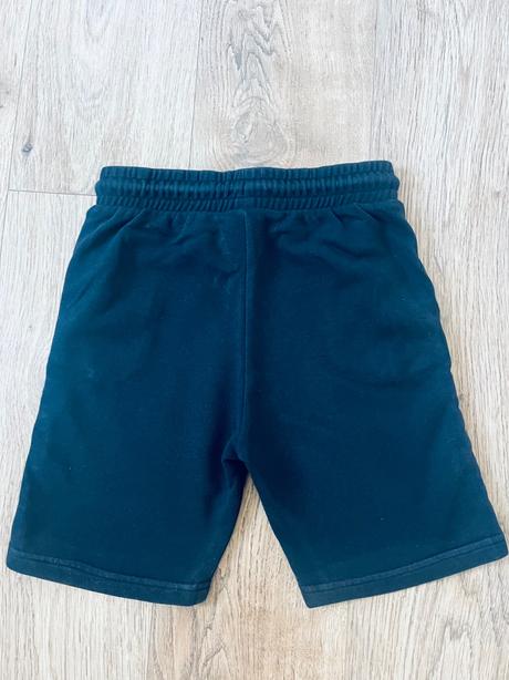 Kraťasy playstation, tesco,140