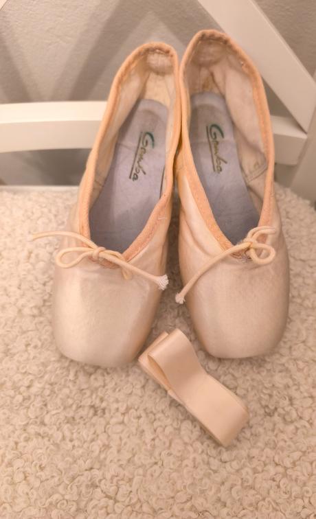 Baletné špičky, 35