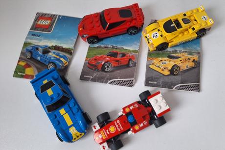 Lego formula , benzinka, policia, kamion, sanitka, 