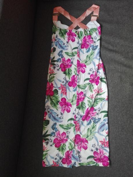 Letné elastické šaty veľ. s, s