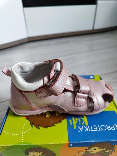 Sandálky protetika 25, protetika,25