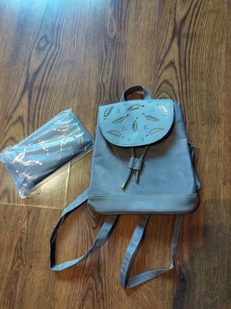 Ruksak s peňaženkou, 