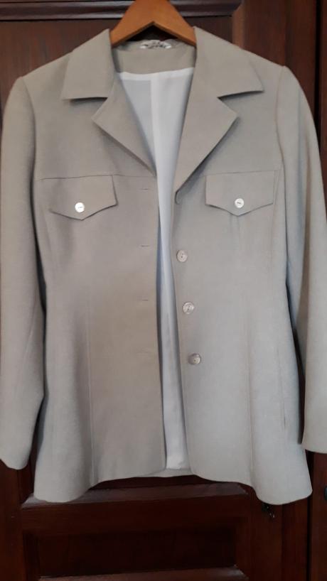 Krémové sako s, s