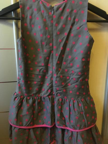 Dievčenske šaty, 110