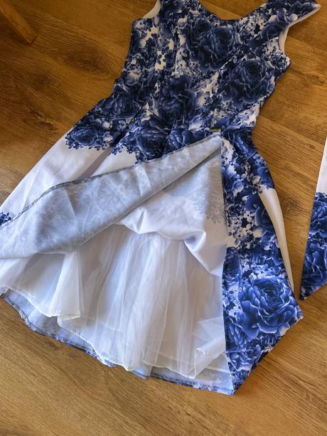 Malo nosene šaty, ad style,m