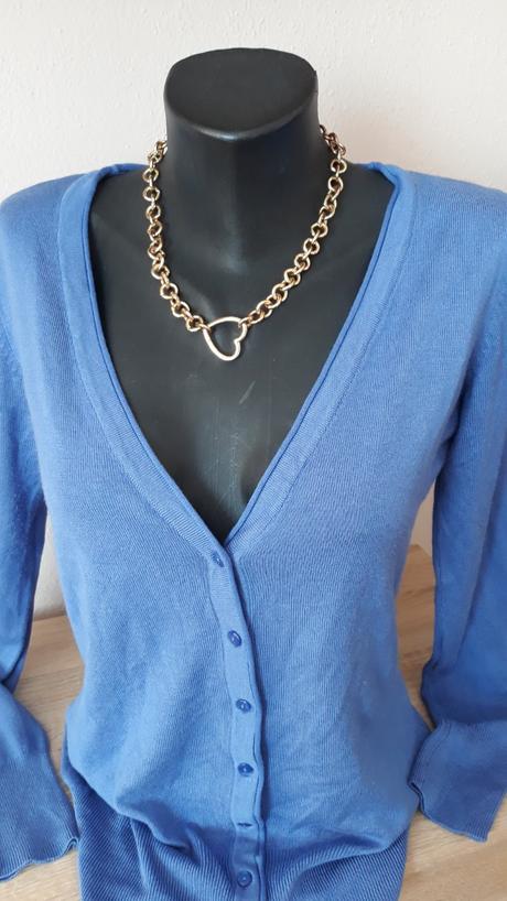 Pekný modrý sveter zn. flame, m