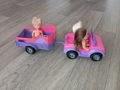 Barbie autíčko s prívesom, 
