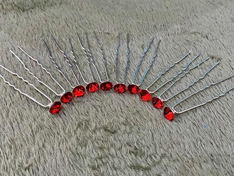 Doplnok do vlasov - sponky v červenej farbe,