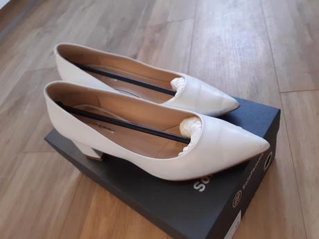 Dámske svadobné biele lodičky, značka solo femme,, 38