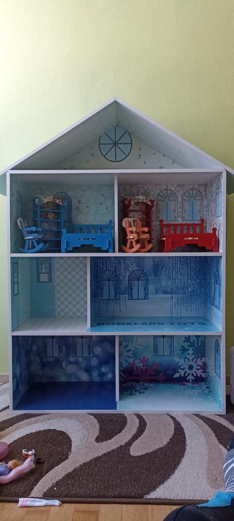 Domček pre bábiky, 