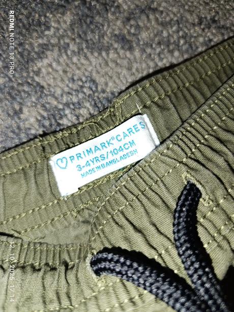 Chlapčenské kraťasy, 104