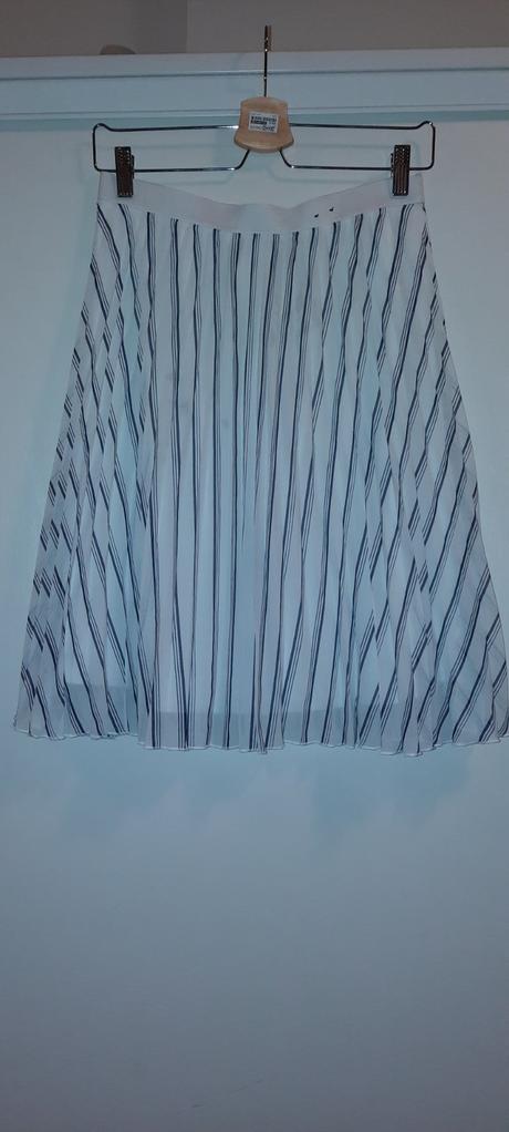 Sukňa, atmosphere,40