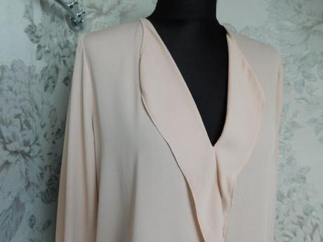 Velmi pekna bluzka, mango,38