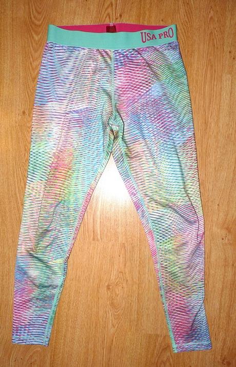 Mnohofarebné usa pro, 158