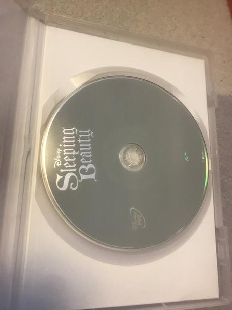 Dvd šipova ruženka,