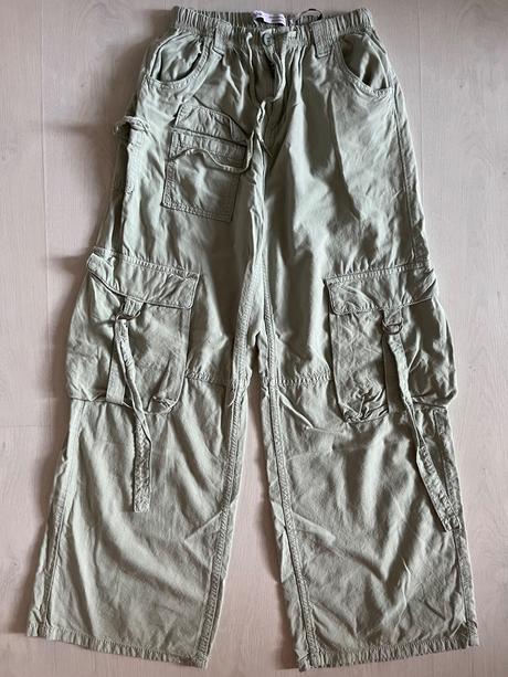 Nohavice bershka, bershka,xs