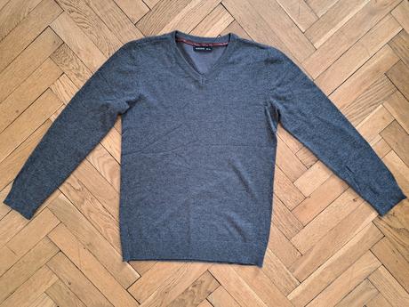 Sveter, reserved,152