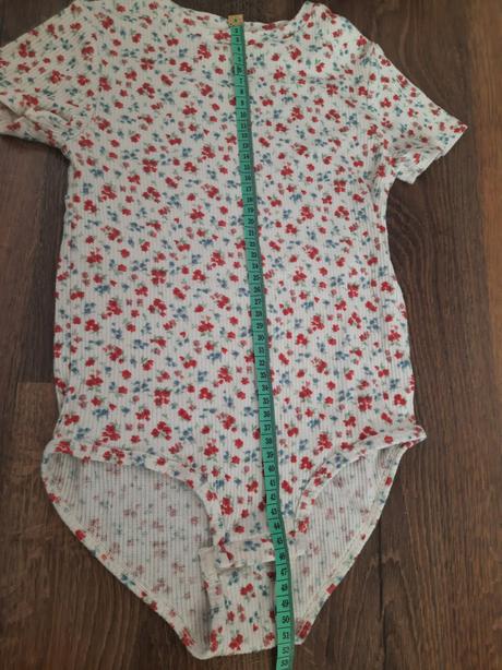 Body / dres/ na tanecnu, 140