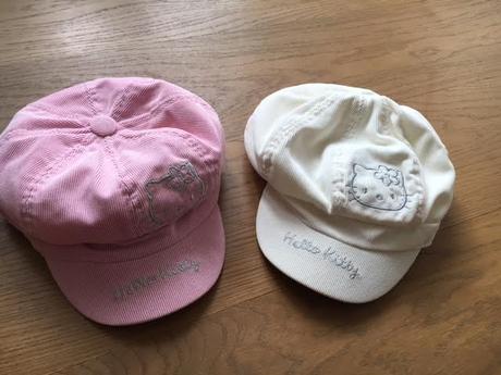 Hello kitty hrubšia šiltovka pre dvojičky, 110