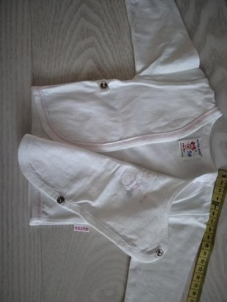 Biele tričko so zapínaním na boku, autex,56