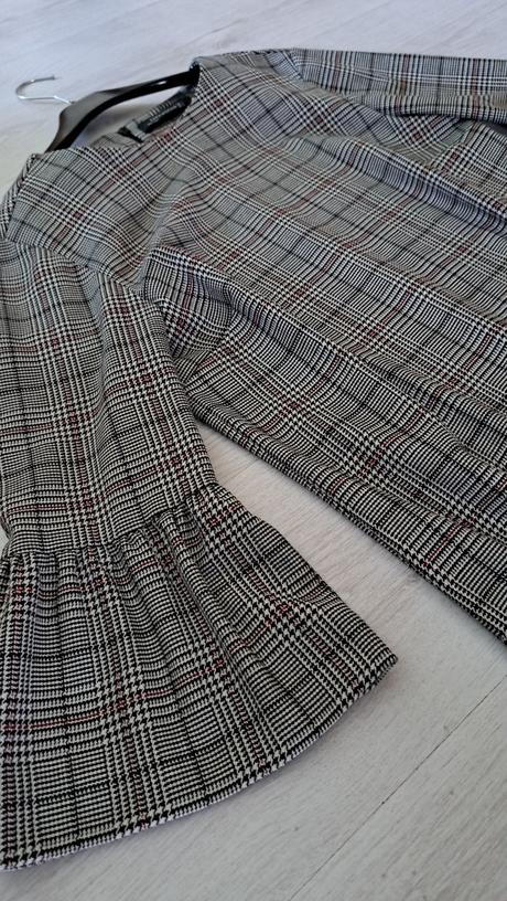 Rovne saty s riasenymi rukavmi, zara,s