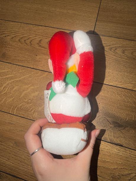 Vianočný plyšový škriatok, 