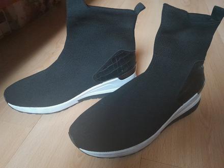 Členkové topánky, 39