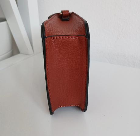 Mobil crossbody kabelka, c&a