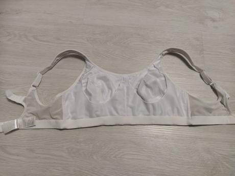 Športová podprsenka. zn.2xu, m