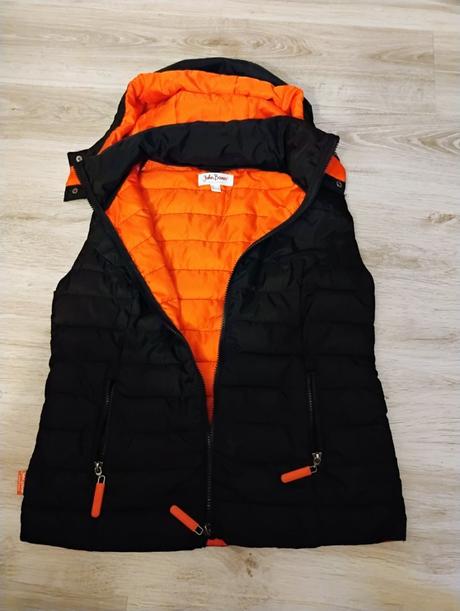 Prešívaná vesta s kapucňou,bonprix,xs, bonprix,xs