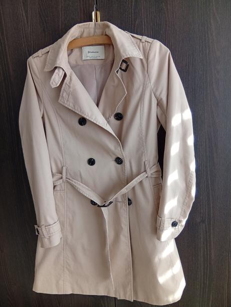 Stradivarius trenchcoat, stradivarius,s