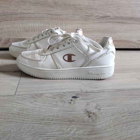 Tenisky, champion,36