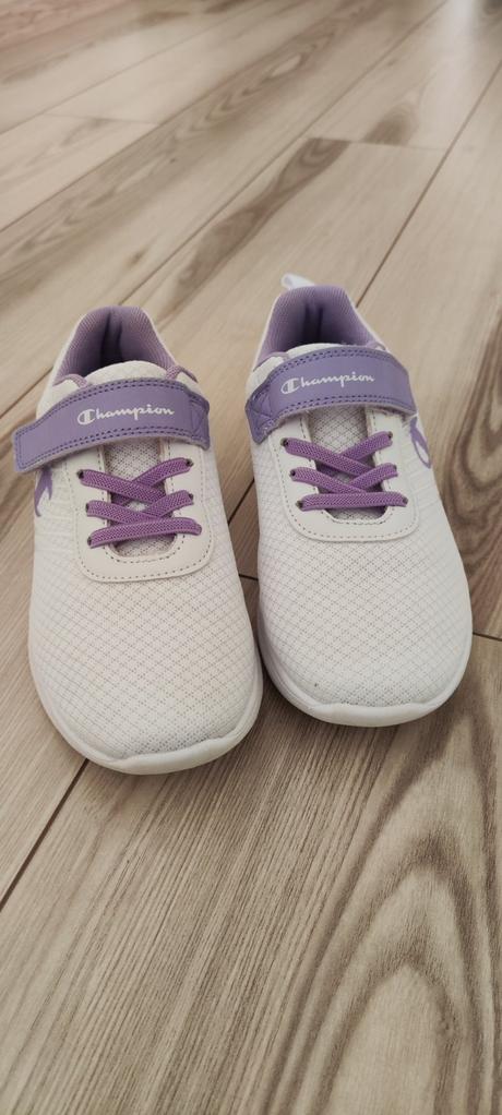 Tenisky, champion,33