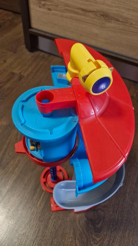 Hliadkovacia veža paw patrol, 