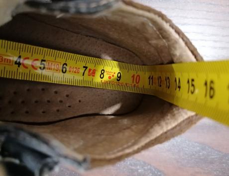 Modré topánočky, 18