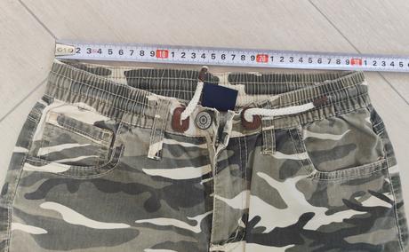 Predám maskacove nohavice, denim,152