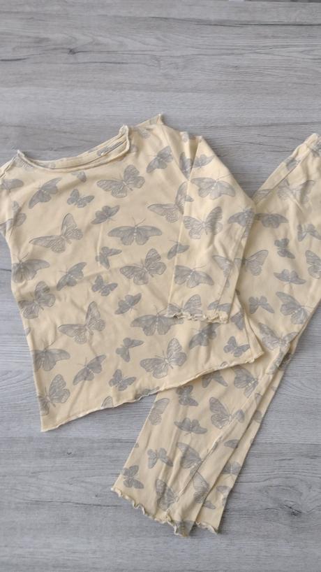 Pyžamo, reserved,110