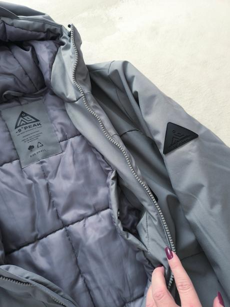 Teplá zimná bunda, s