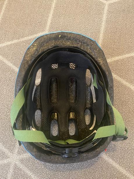 Cyklo prilba abus obvod 45-50cm, xs