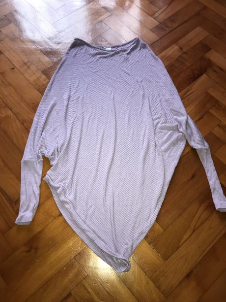 Fialové tričko - asymetrické, bonprix,44