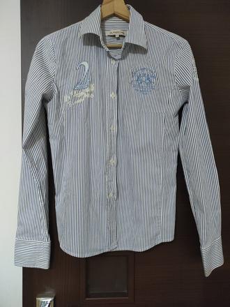 La martina košeľa, s