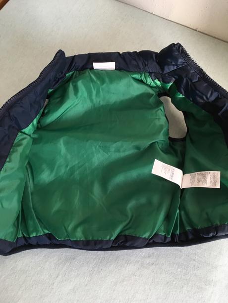 Tmavomodra vesta, 80