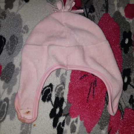 Dievčenská čiapka, 74