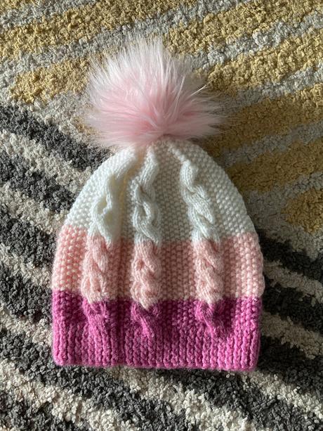 Čiapka s brmbolcom 104/110, 104