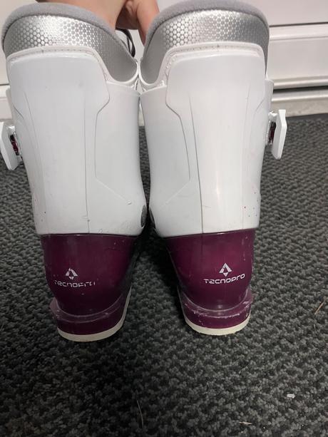 Lyziarky, tecnica,30