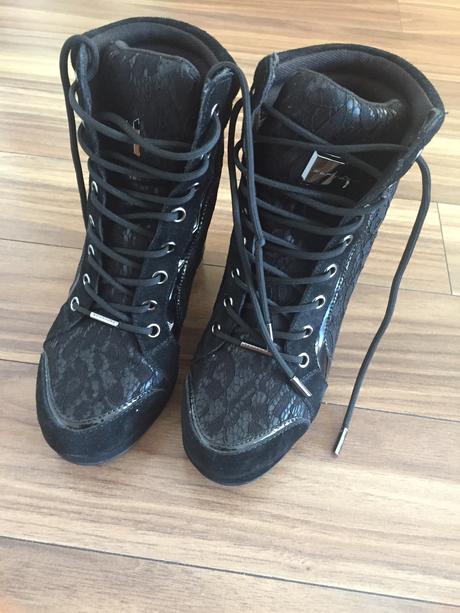 Uzasne tenisky na platforme, fornarina,38