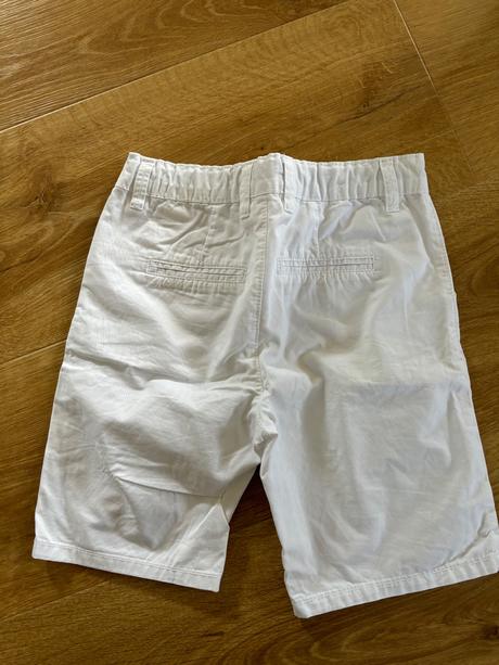 Ziarive biele namornicke kratasy, reserved,140