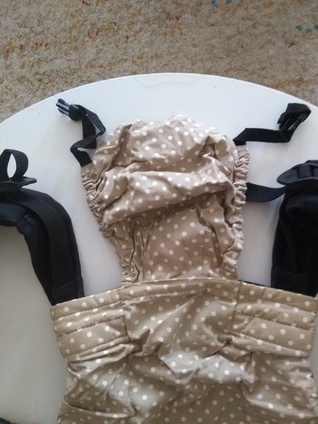 Ergonomicky nosic kibi, kibi