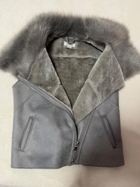 Vesta river island, river island,110