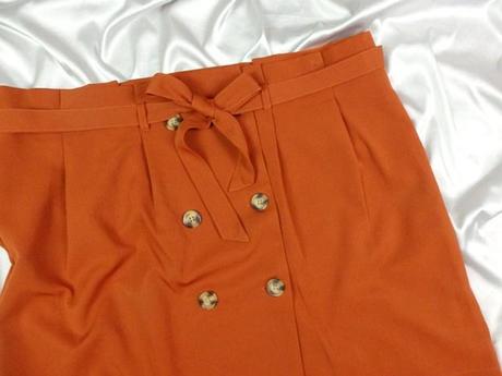 Kvalitná sukňa s opaskom, primark,48